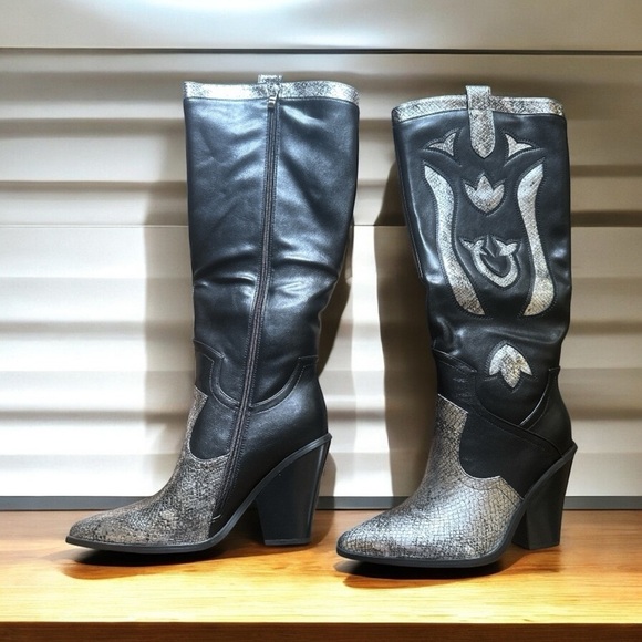 ANN CREEK 'Boma' Western Boots - Size 9.5 |
Stunning Black & White Design! - Picture 3 of 13